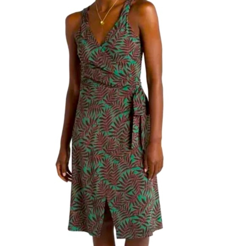 41 Hawthorn Green and Red Leaf Print Midi Dress